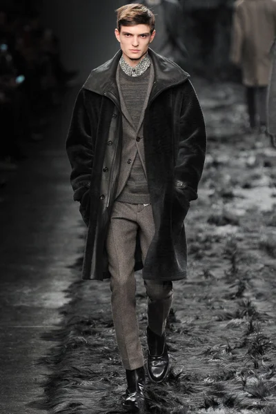 Look 6